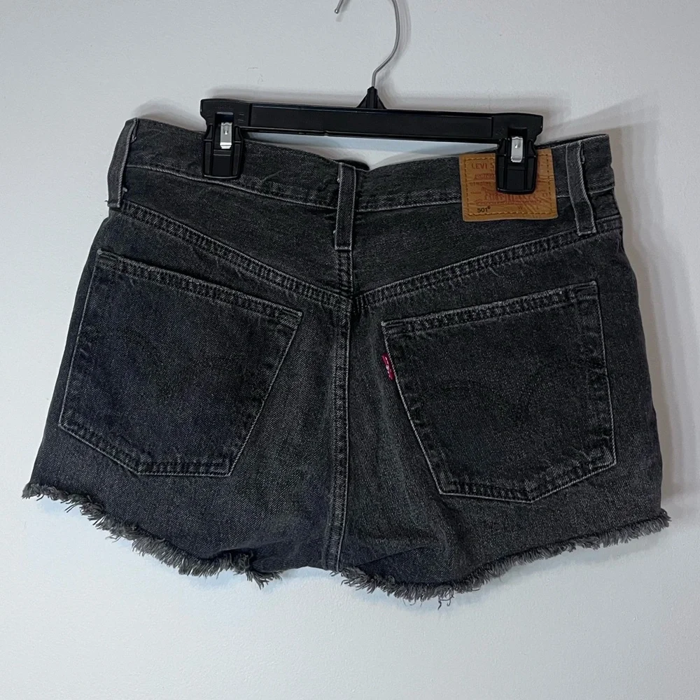 Levi's Black Denim Jean Shorts Size 25 - Picture 2 of 4